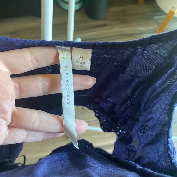 Lauren Conrand Tank - Picture 2 of 2